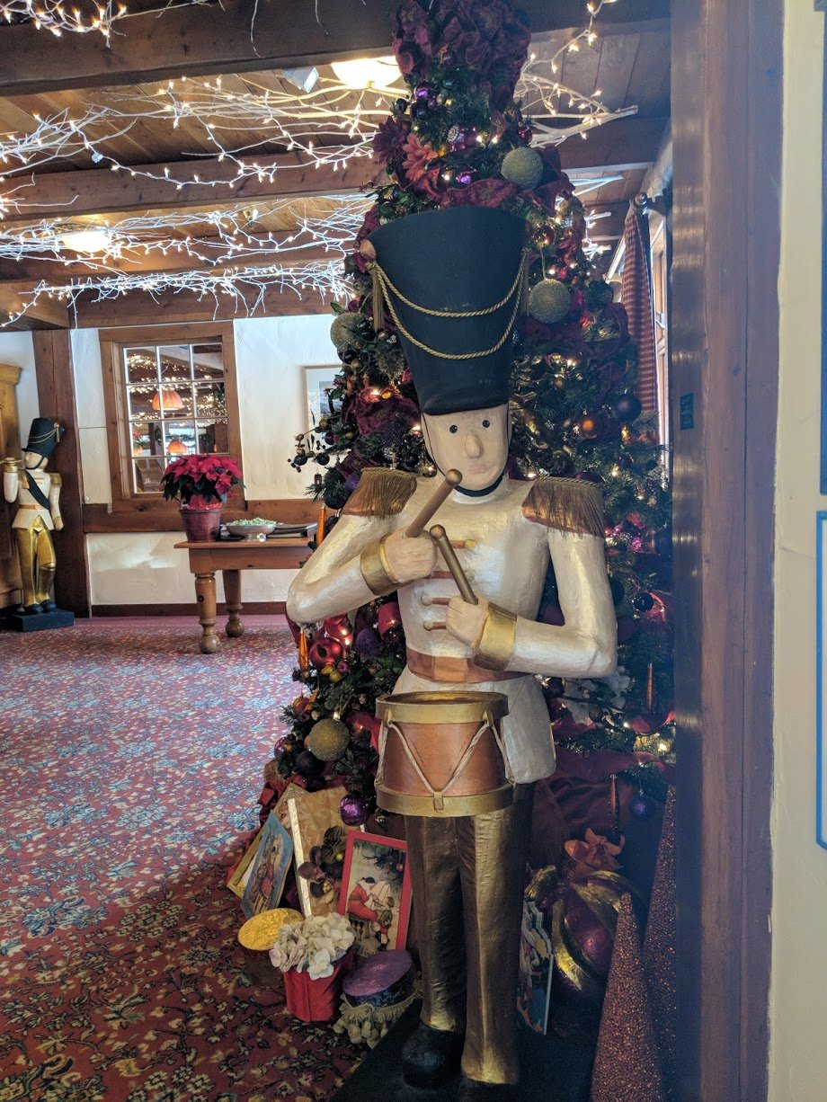 post hotel soldier christmas decoration